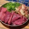 焼肉通「肉は1枚づつ焼くんだ」ワイ「うわあ、出た?」